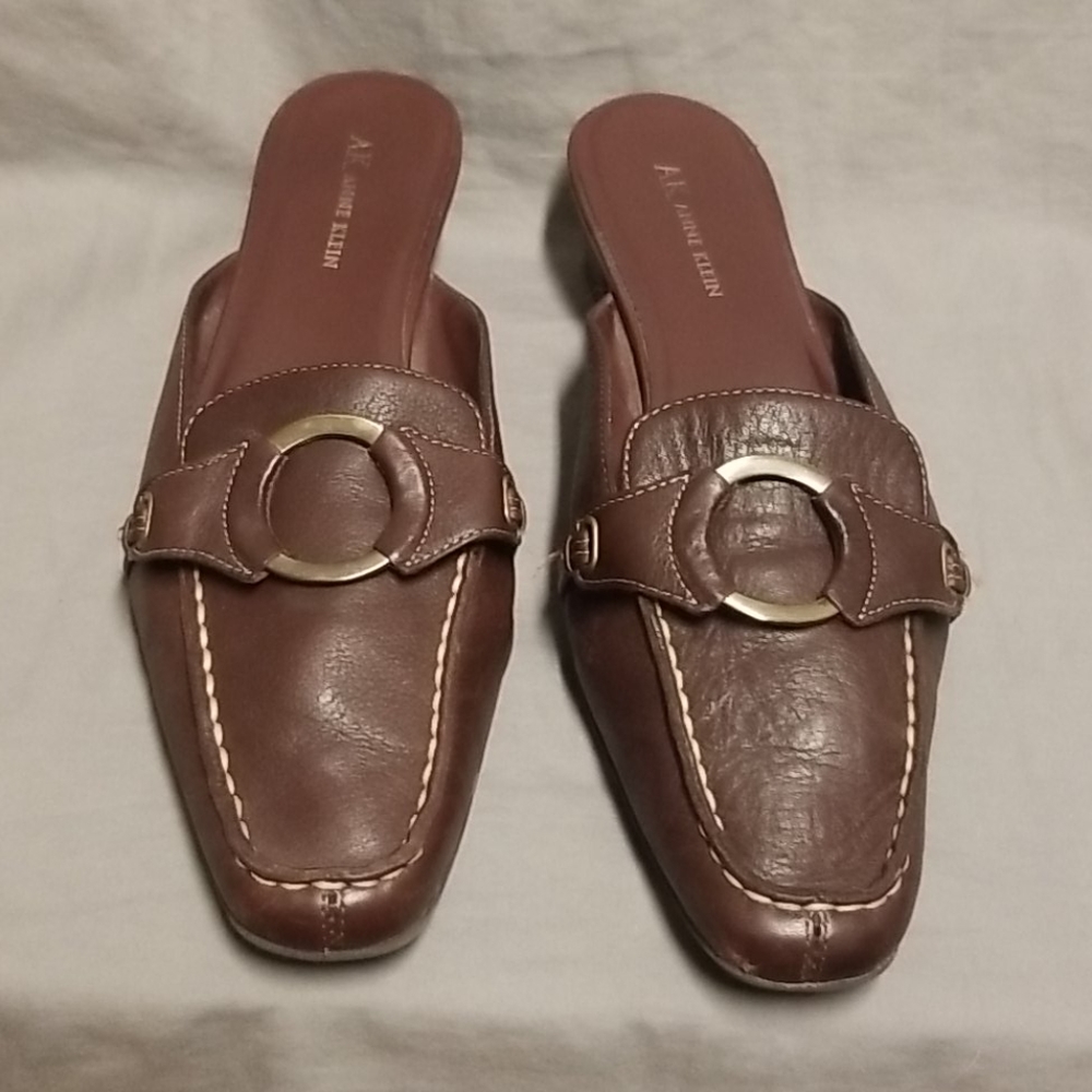 Anne Klein slides